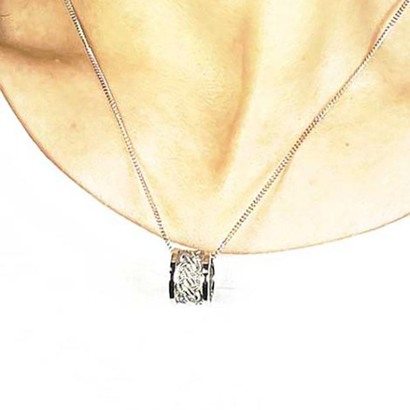 Hand-knitted silver single top