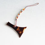 Tortoiseshell strap shamisen stick