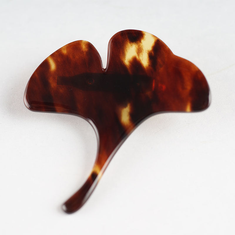 Tortoiseshell Brooch Ginkgo